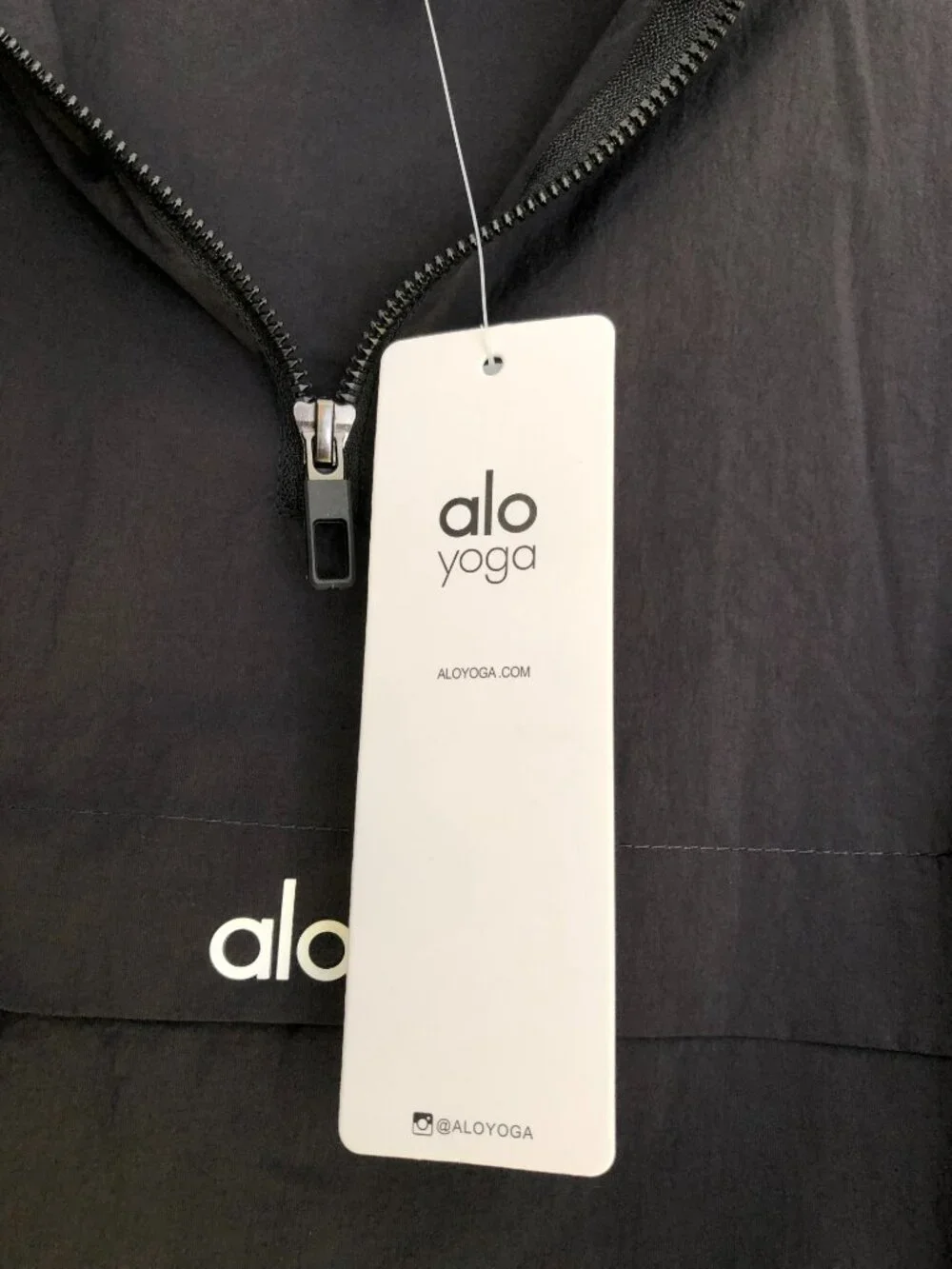 NWT Alo Yoga Cropped Quarter-Zip Neck Pullover Black Size Small